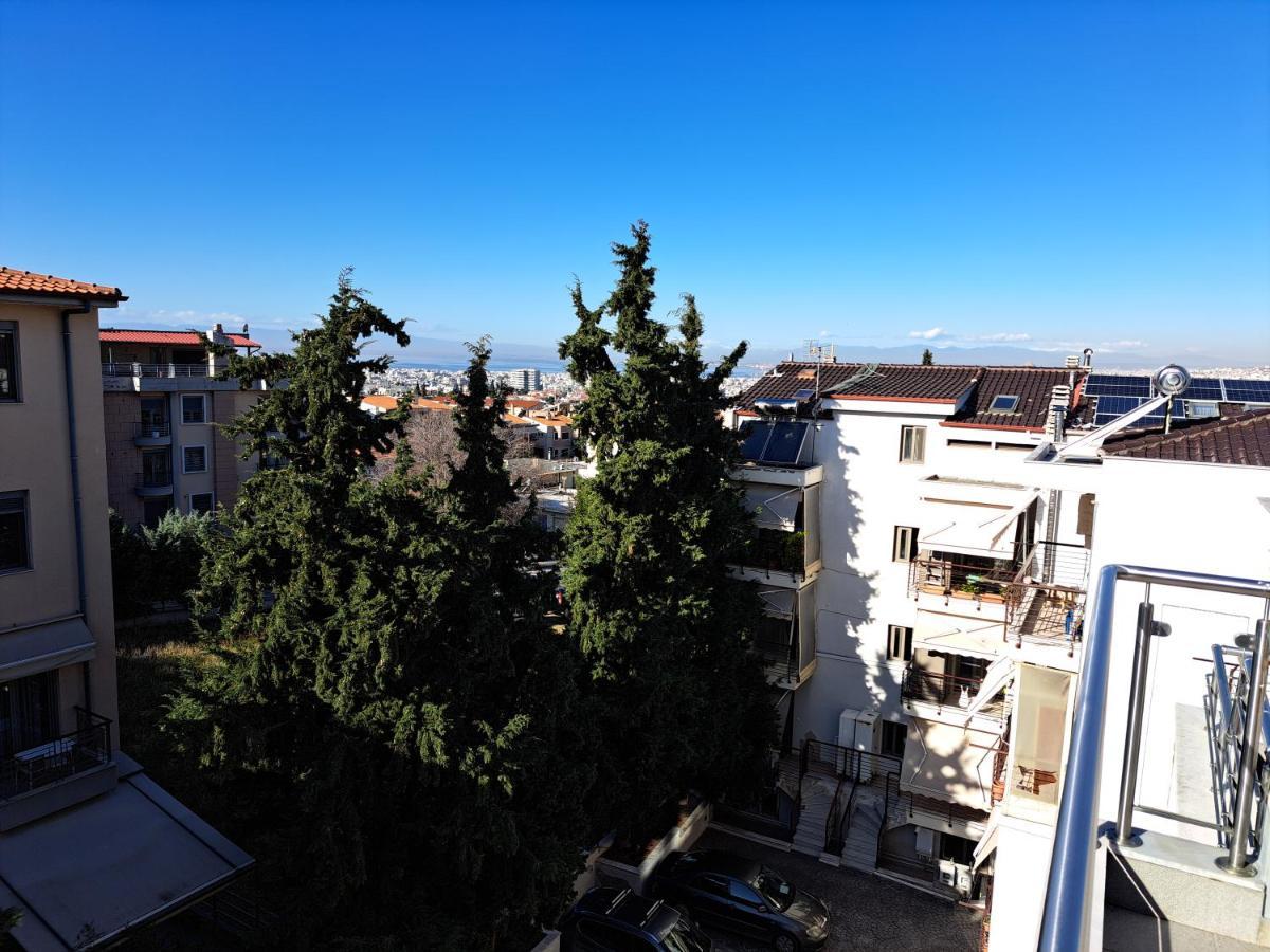 Όμορφο Διαμέρισμα- Σοφίτα Με Υπέροχη Θεα Thessaloniki Exterior photo